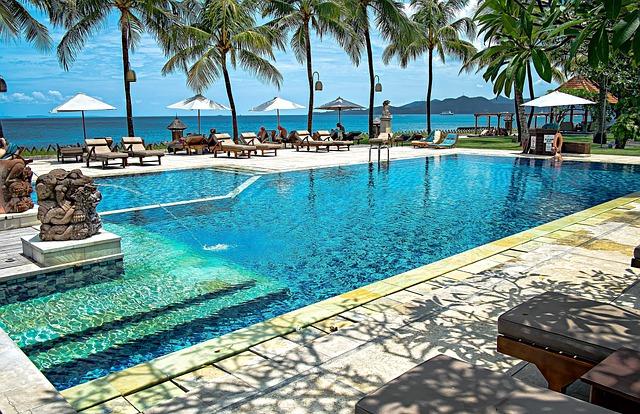 Luxury Pool and Spa